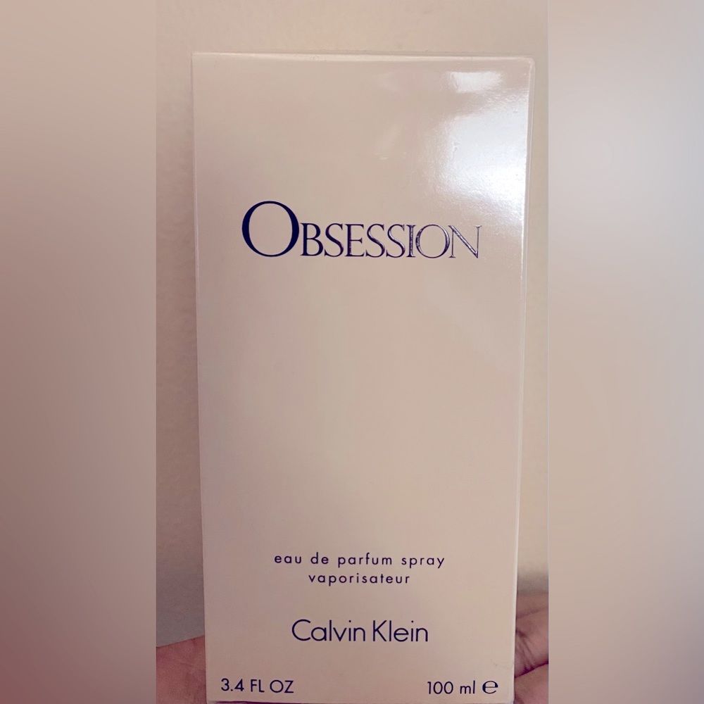 Calvin Klein 3.3 oz Eau De Parfum Spray